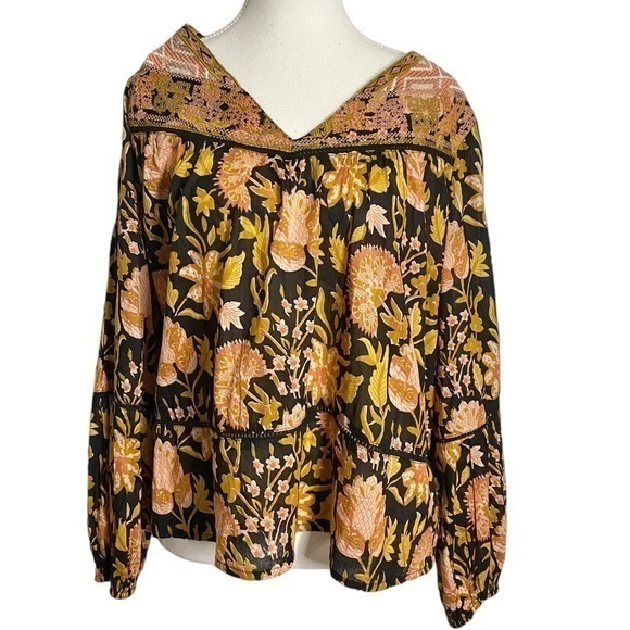 Rachel Zoe Tops - Rachel Zoe Floral Popover V-Neck Long Sleeve Embroidered Top